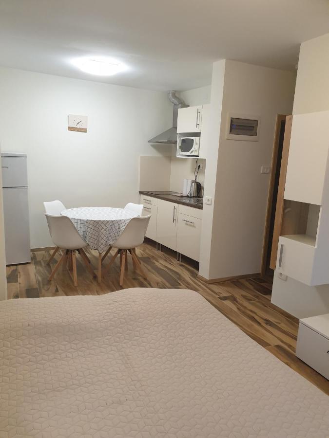 Apartment With Terrace Portorož Eksteriør bilde
